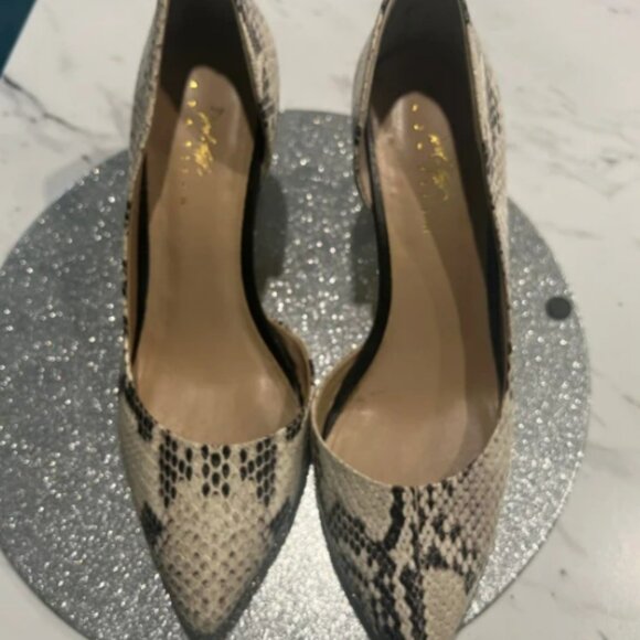 Beige and Brown 2 1/2 inch snake skin leather shoes - Picture 2 of 2